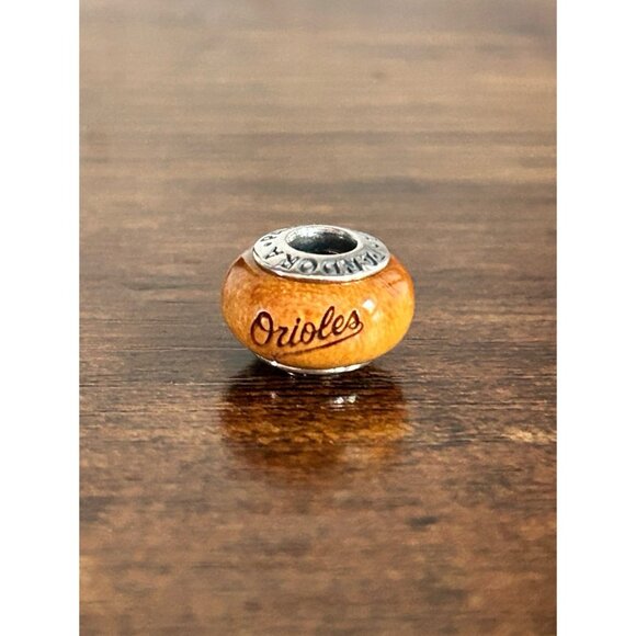 Pandora Wooden Baltimore Orioles Engraved Charm - Picture 2 of 3